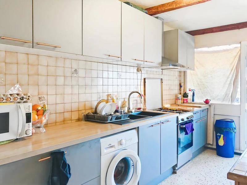 Appartement - 98 m² - 5 pièces