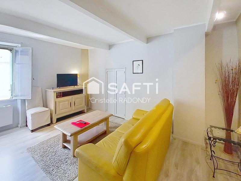 Maison - 152 m² - 9 pièces