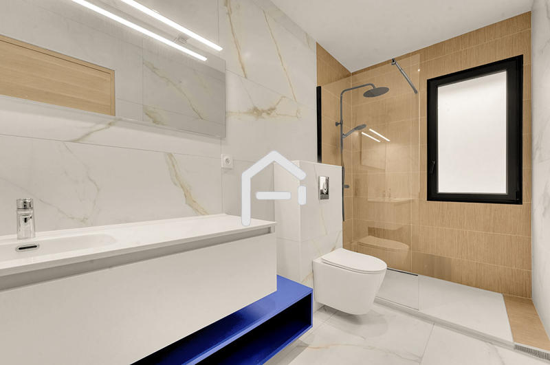 Maison - 160 m² - 4 pièces