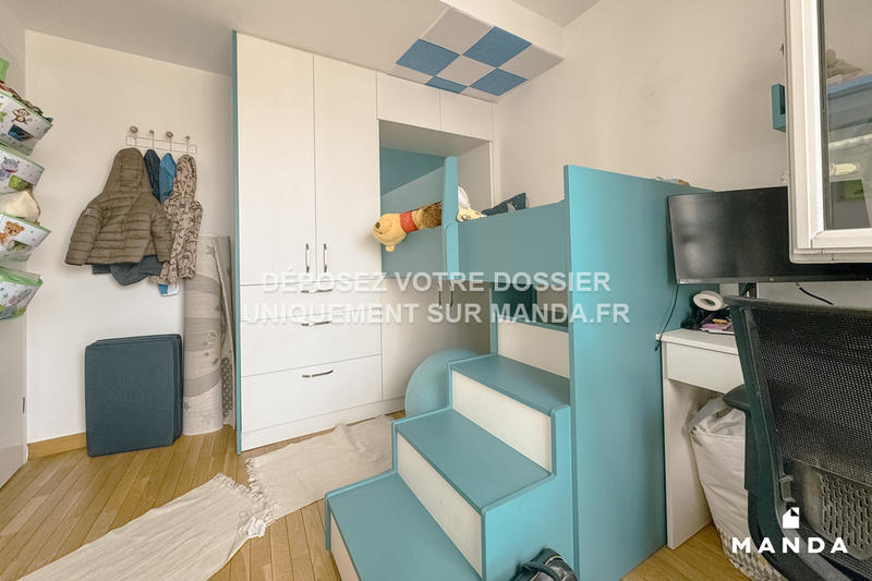 Appartement - 83 m² - 4 pièces