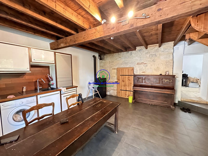 Maison - 322 m² - 10 pièces