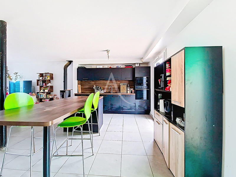 Maison - 103 m² - 5 pièces