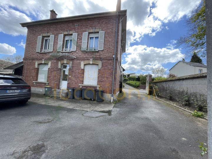 Local commercial - 622 m²