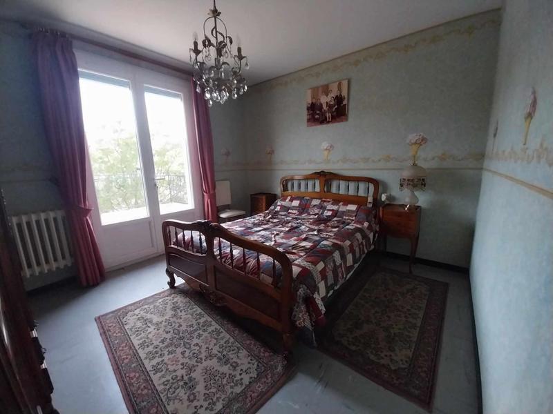 Maison - 147 m² - 7 pièces