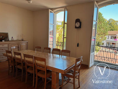 Appartement - 128 m² - 4 pièces