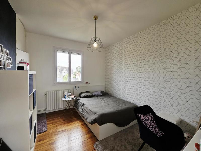 Maison - 251 m² - 10 pièces