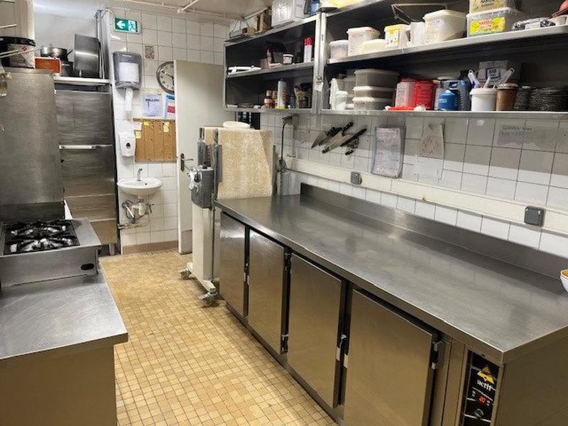 Local commercial - 338 m²