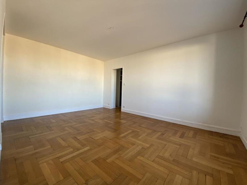 Appartement - 72 m² - 4 pièces