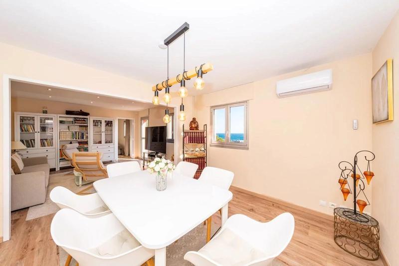 Appartement - 80 m² - 4 pièces