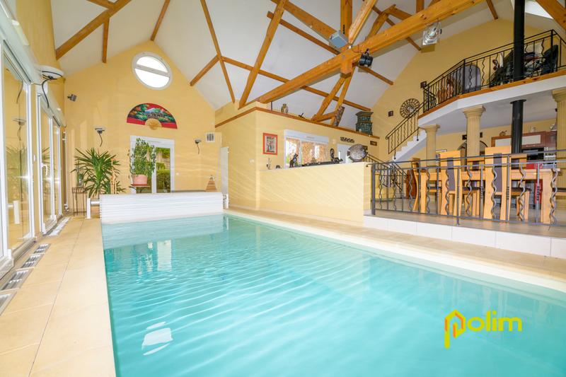 Maison - 186 m² - 6 pièces