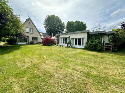 Maison ancienne - 242 m² - 11 pièces