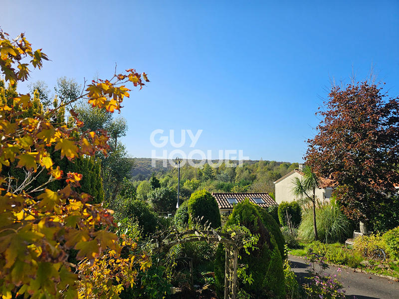 Maison - 169 m² - 6 pièces