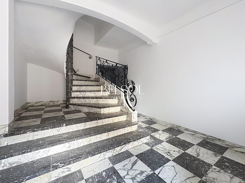 Maison - 186 m² - 4 pièces