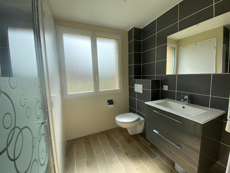 Maison - 80 m² - 5 pièces