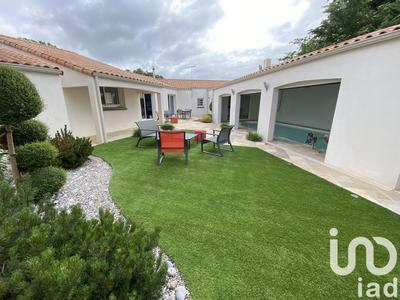 Maison - 141 m² - 7 pièces