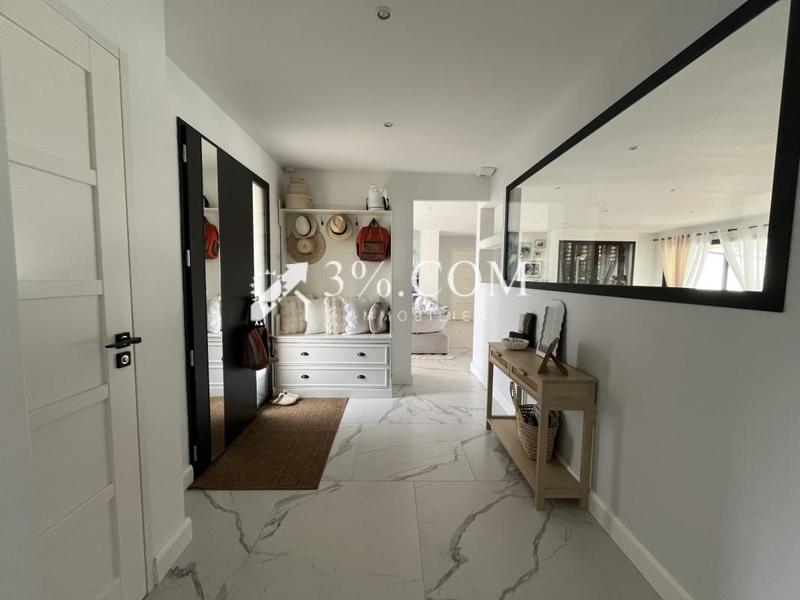 Villa - 185 m² - 6 pièces