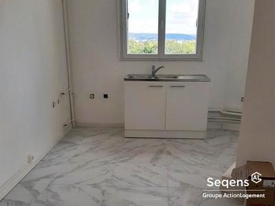 Appartement - 89 m² - 4 pièces