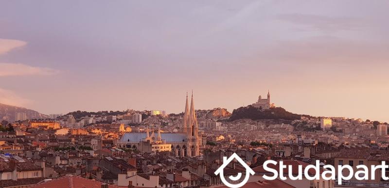 Appartement - 70 m² - 4 pièces