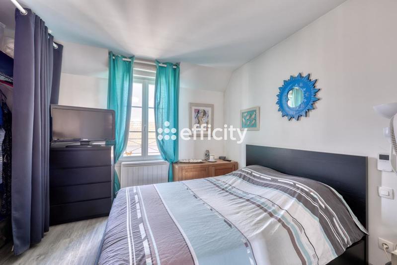 Appartement - 85 m² - 5 pièces