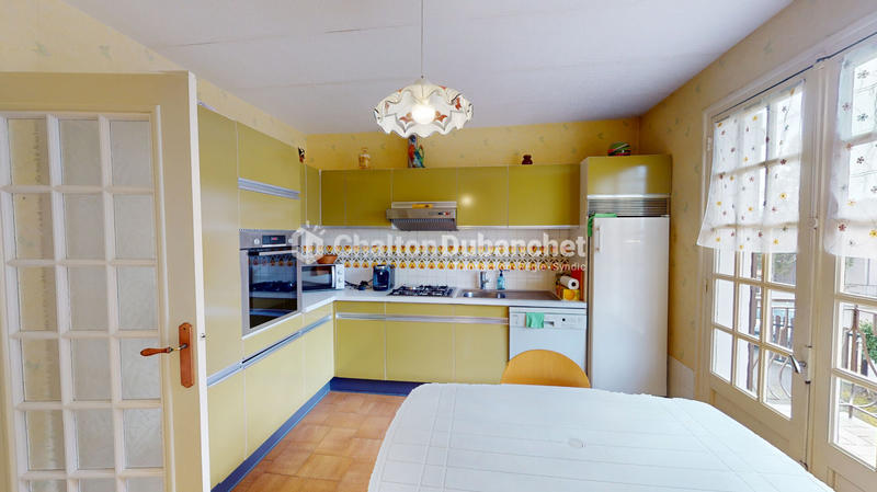 Maison - 138 m² - 5 pièces