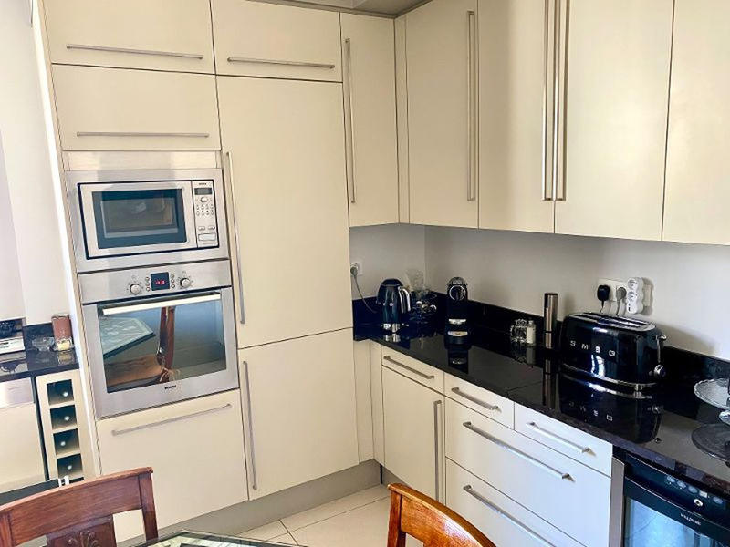 Appartement - 172 m² - 6 pièces