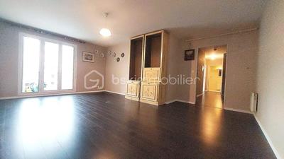 Appartement - 72 m² - 3 pièces