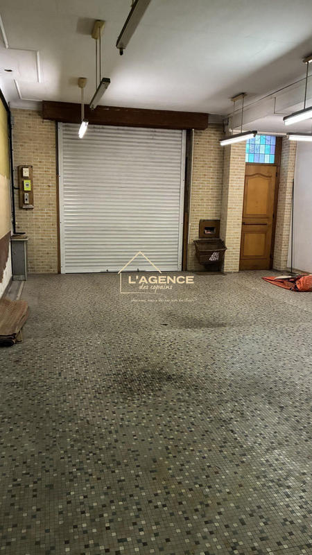 Maison - 290 m² - 8 pièces