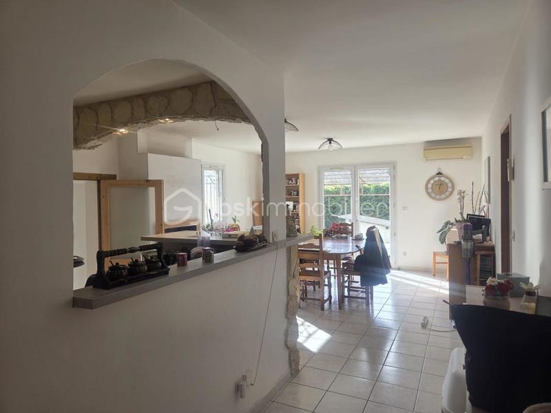 Maison - 99 m² - 4 pièces