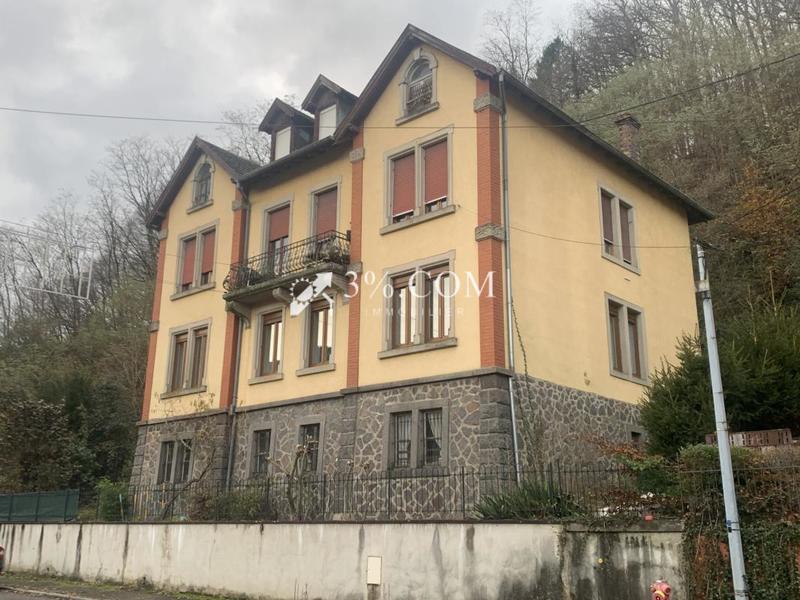 Villa - 207 m² - 8 pièces