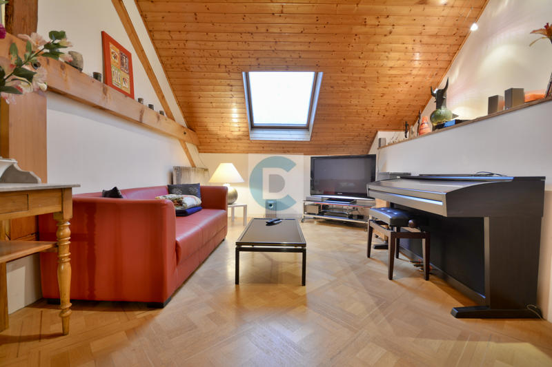 Ferme - 270 m² - 8 pièces