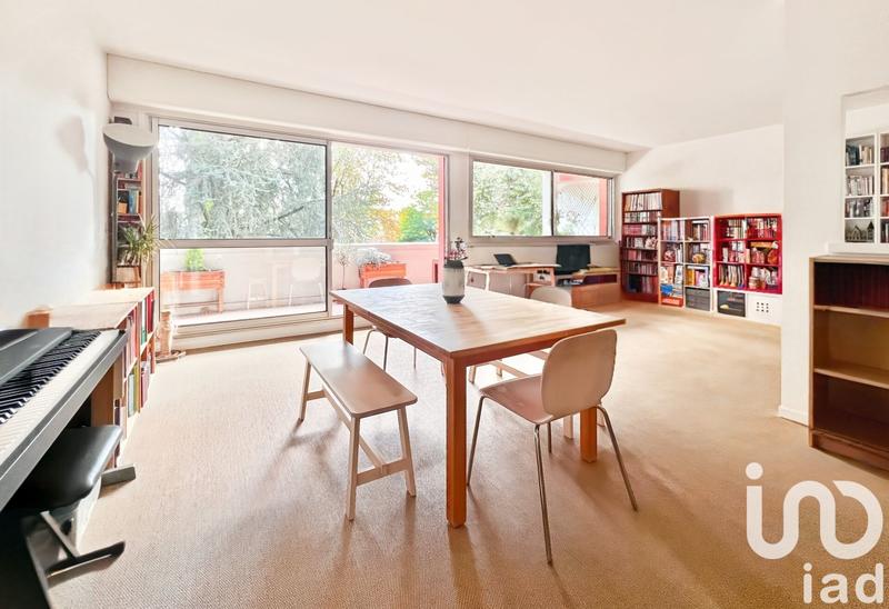 Appartement - 90 m² - 4 pièces