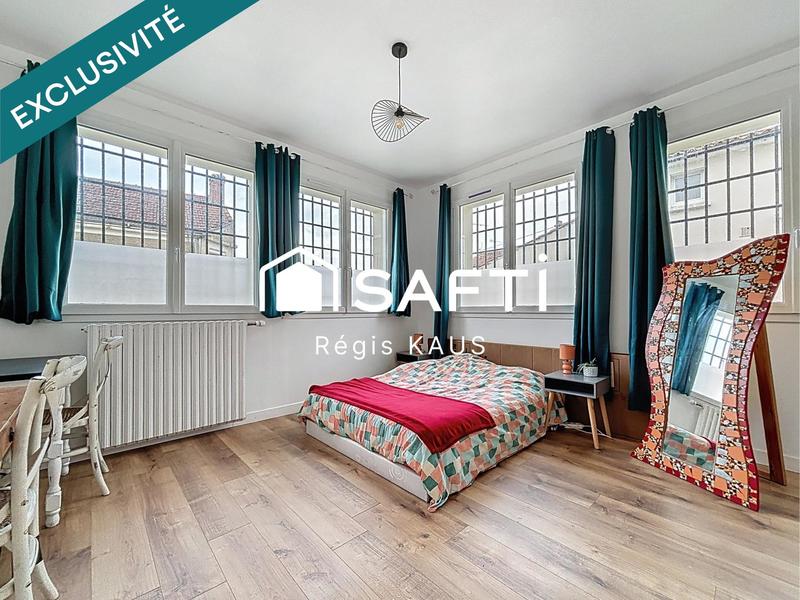 Maison - 220 m² - 8 pièces