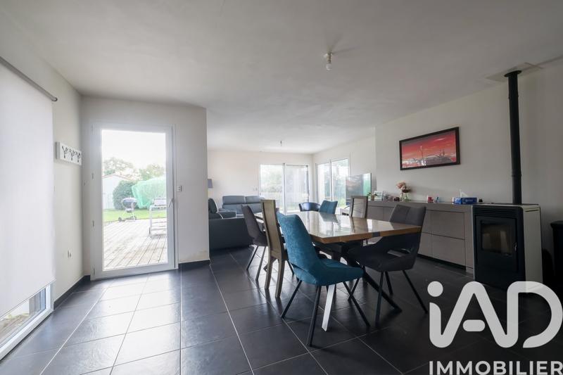 Maison - 121 m² - 6 pièces