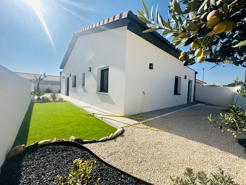 Maison - 95 m² - 4 pièces