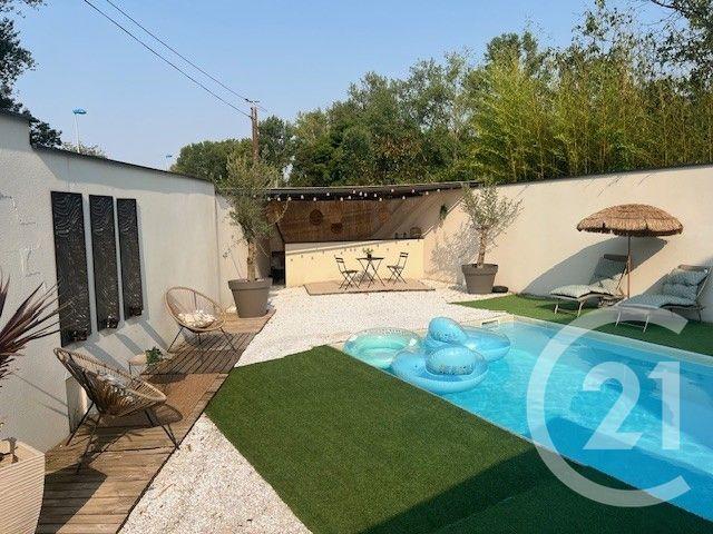 Maison - 304 m² - 7 pièces