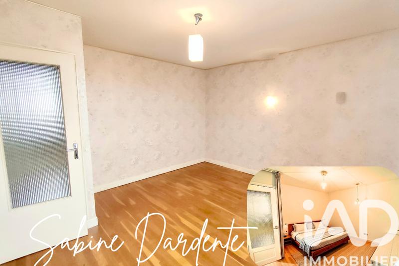 Maison - 97 m² - 5 pièces