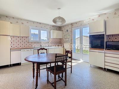 Maison ancienne - 177 m² - 9 pièces