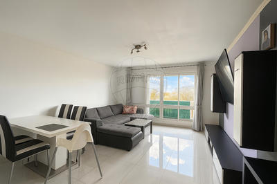 Appartement - 101 m² - 6 pièces