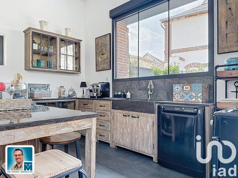 Maison de ville - 320 m² - 12 pièces