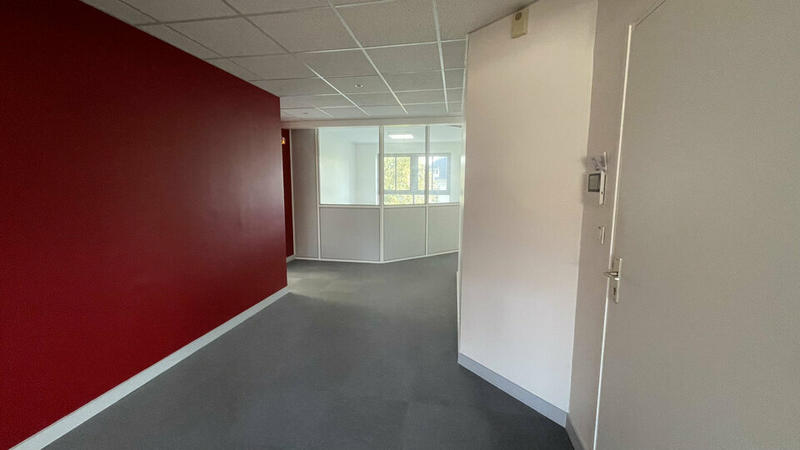 Bureau - 204 m²