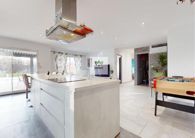 Maison - 120 m² - 7 pièces