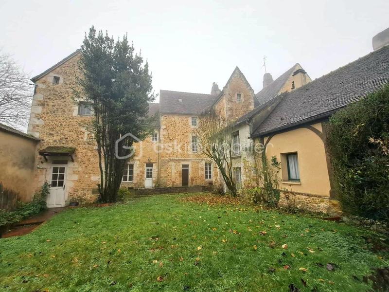 Hôtel particulier - 216 m² - 9 pièces