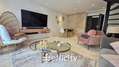 Maison - 92 m² - 4 pièces