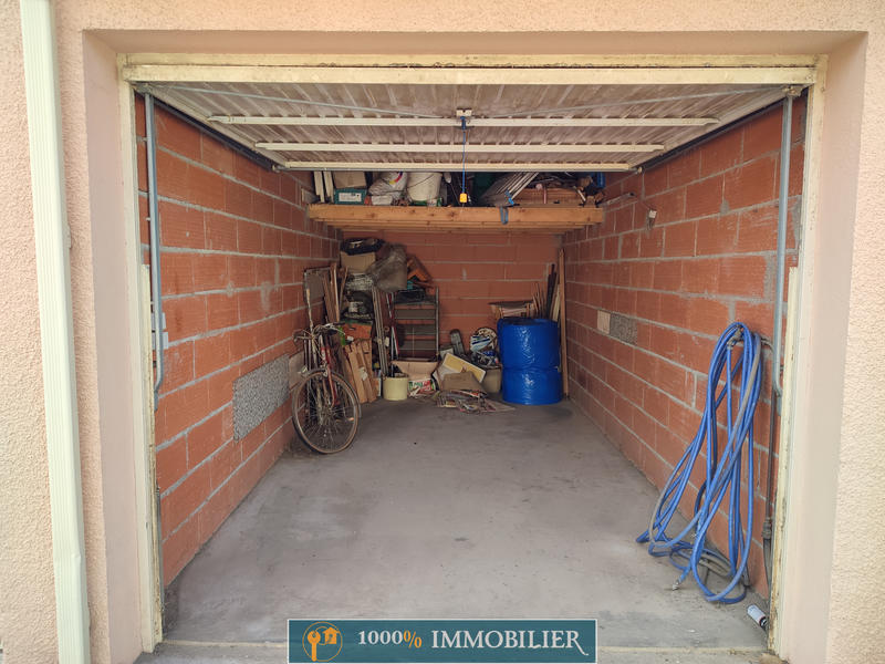 Parking / Garage - 14 m²