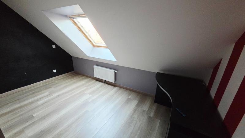 Maison - 121 m² - 6 pièces