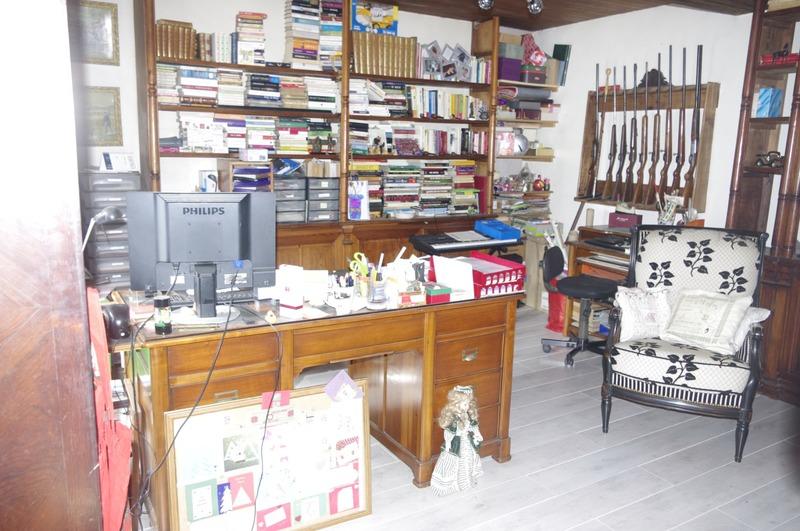 Maison - 245 m² - 8 pièces