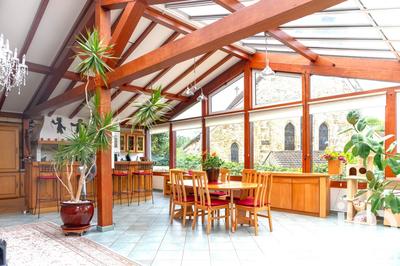 Maison - 206 m² - 7 pièces