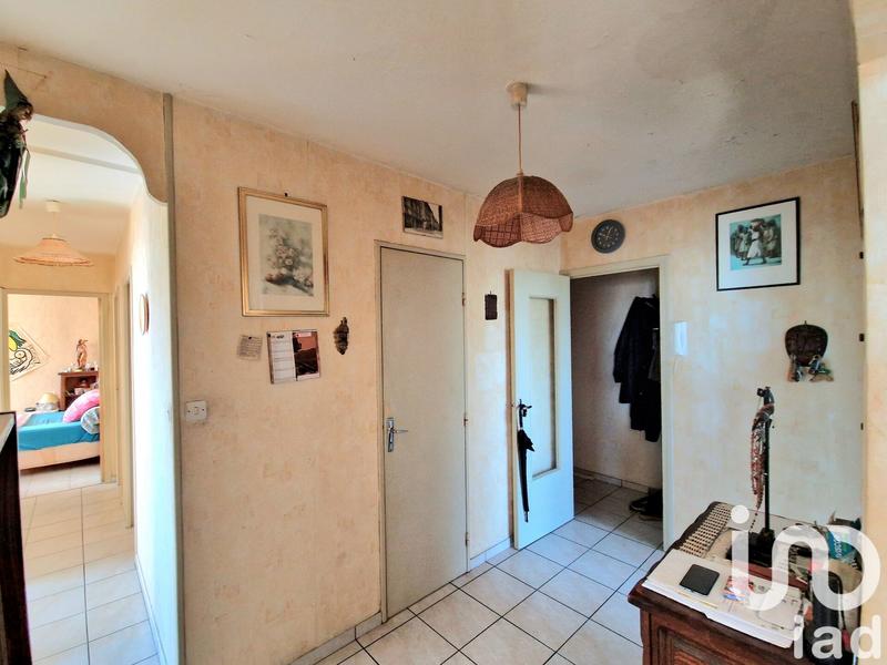 Appartement - 80 m² - 5 pièces