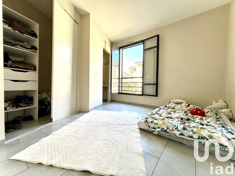 Appartement - 80 m² - 3 pièces