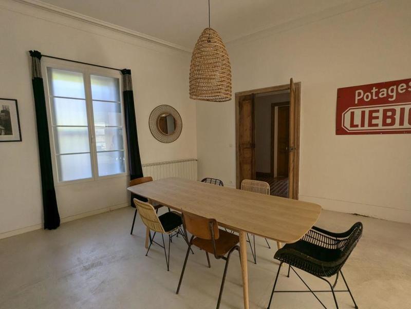 Maison de ville - 250 m² - 7 pièces